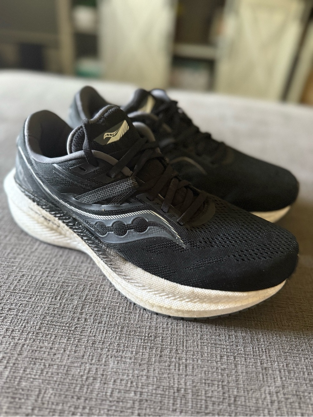 Saucony Triumph women’s 9.5